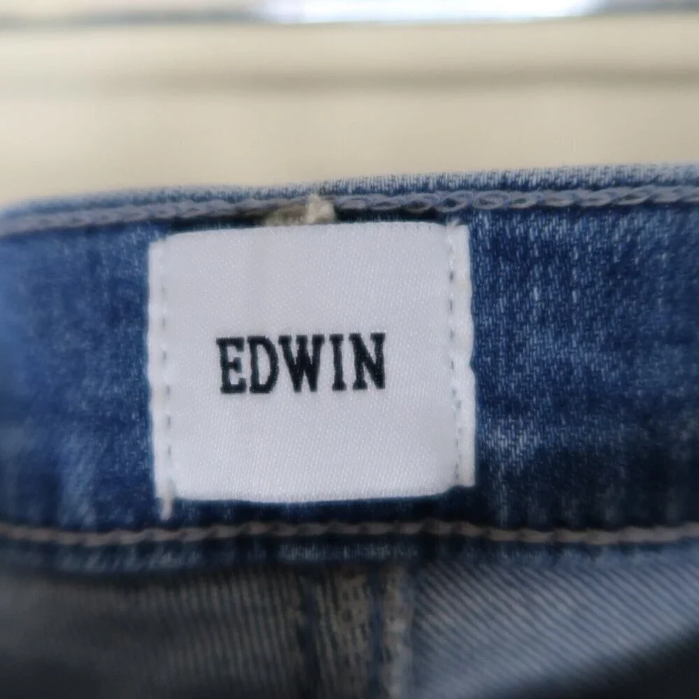 Edwin 9